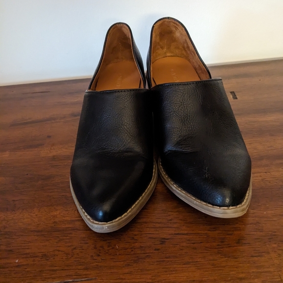 Cynthia Rowley Eddie low heel booties - Picture 1 of 3